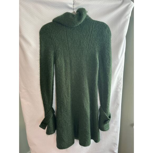 60. Siste's cardigan; mohair blend; made in Italy; size large - Picture 4 of 11